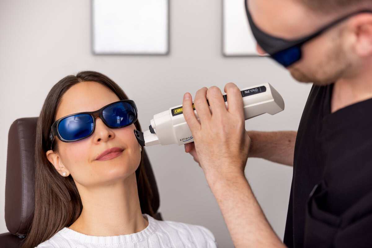 Laserski tretman lica Frankfurt Laserska medicina